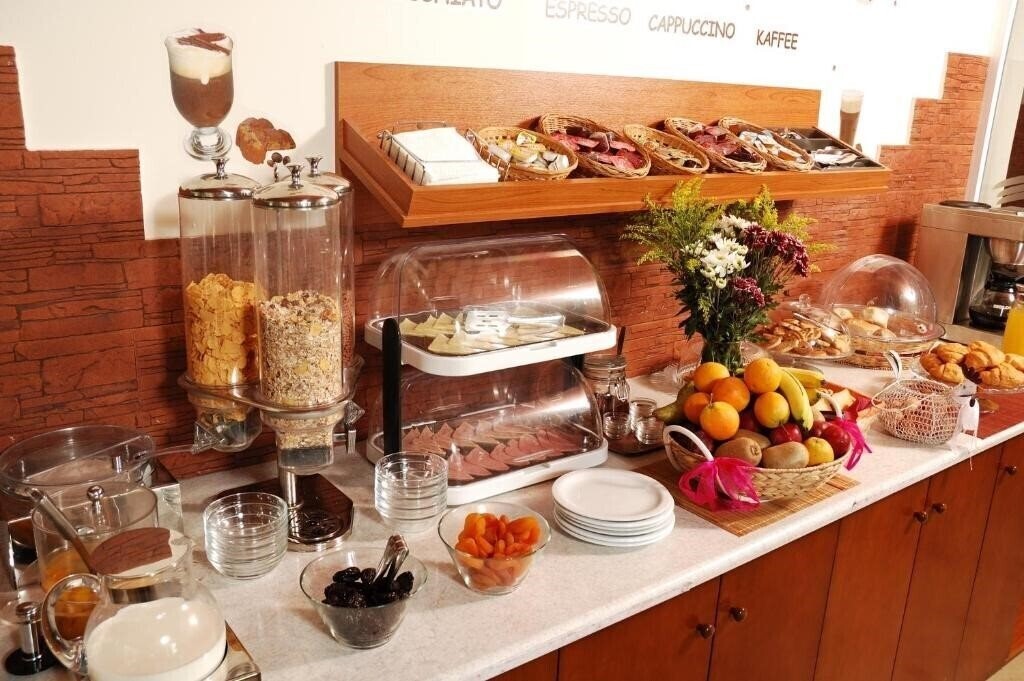 Апартаменти Illion Hotel 3*