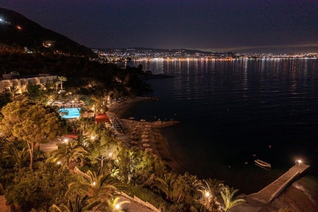 Панорама Pappas Hotel 3*