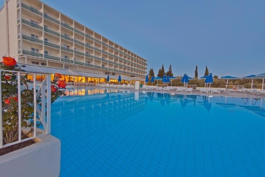 Отель Palmariva Beach Hotel 4*