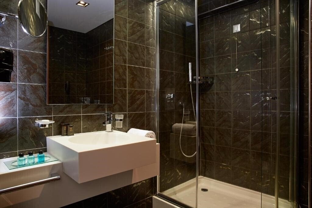 Фотографія Lucy Hotel 3*