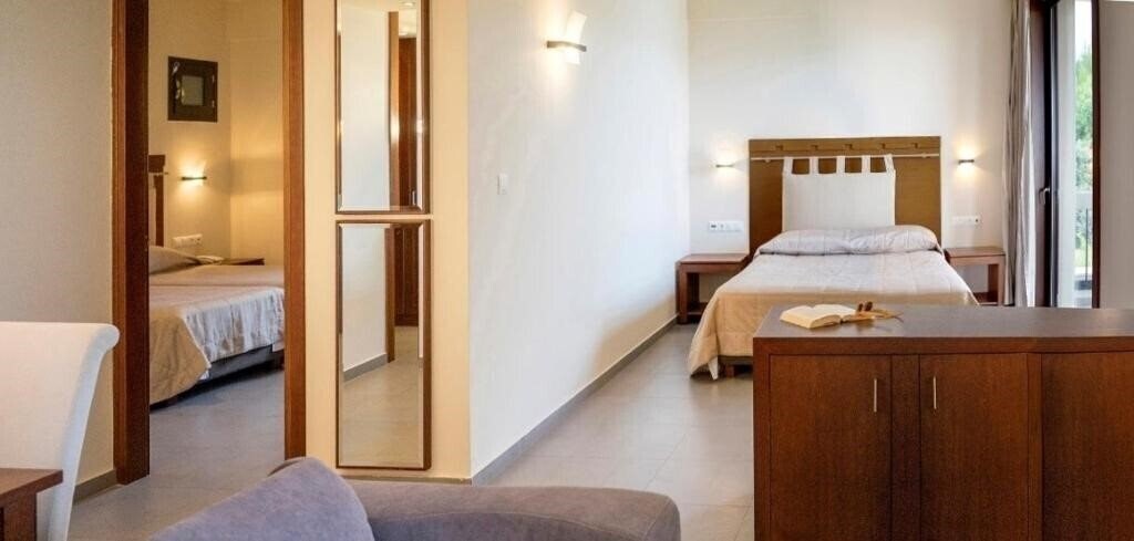 Апартаменти Kymi Palace 4*