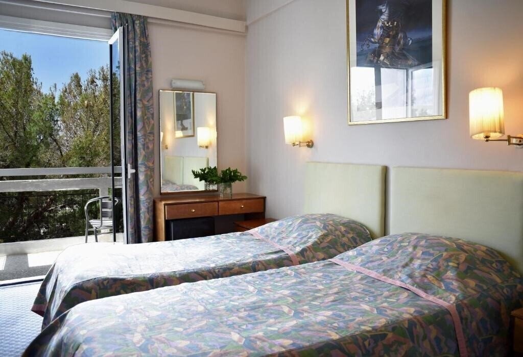 Панорама Karystion 3*