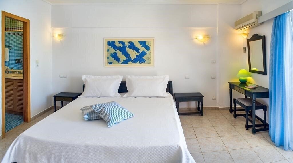 Вид Grand Blue Hotel 3*