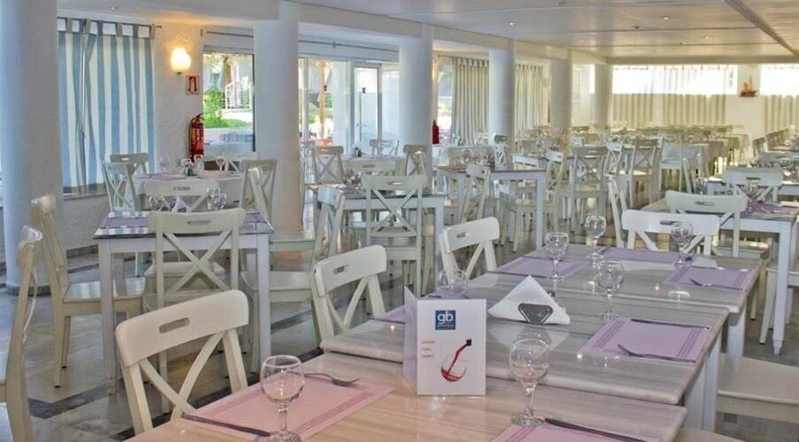 Апартаменты Grand Blue Hotel 3*