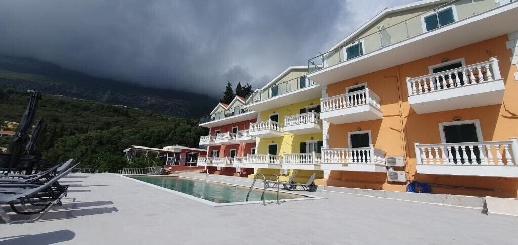 Готель Agios Gerasimos Studios 3*