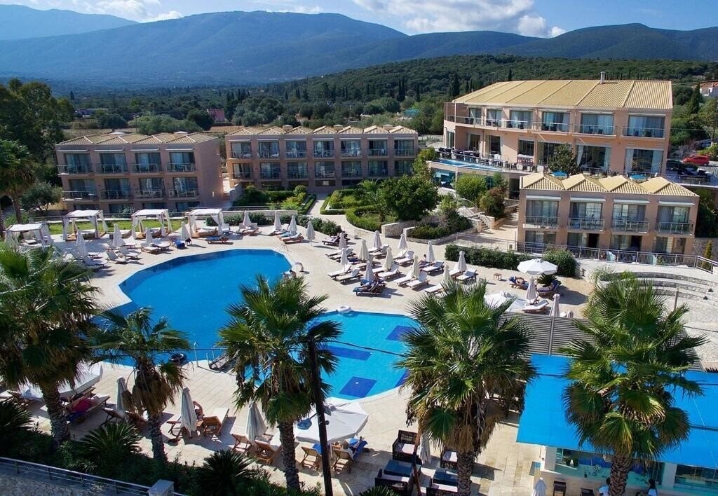 Готель Ionian Emerald Resort 5*