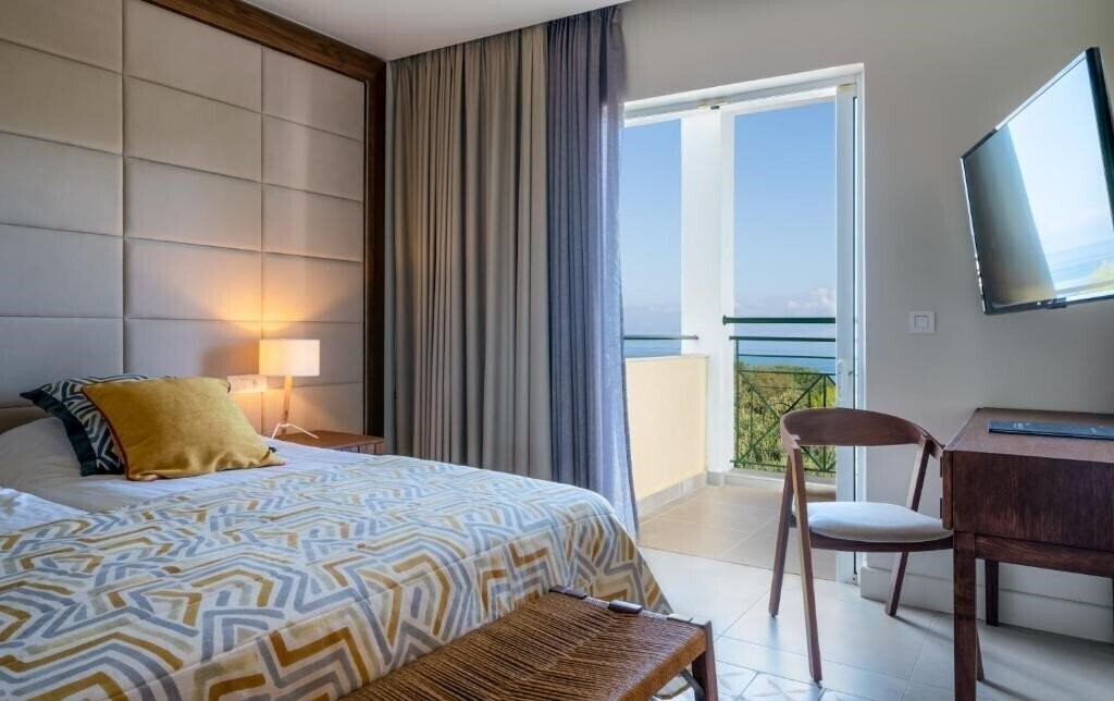 Фото Mareblue Beach 4*