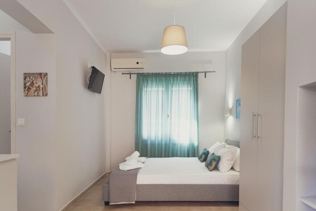 Апартаменти Maria Olga & Annex Studios 2*