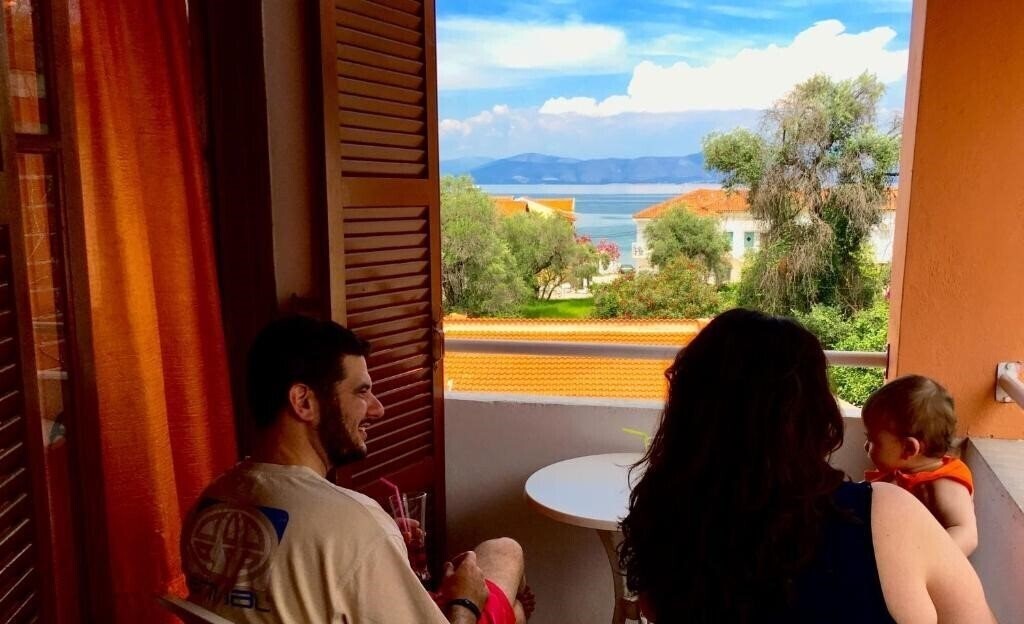 Вид Alexandra Apartments Resort 3*