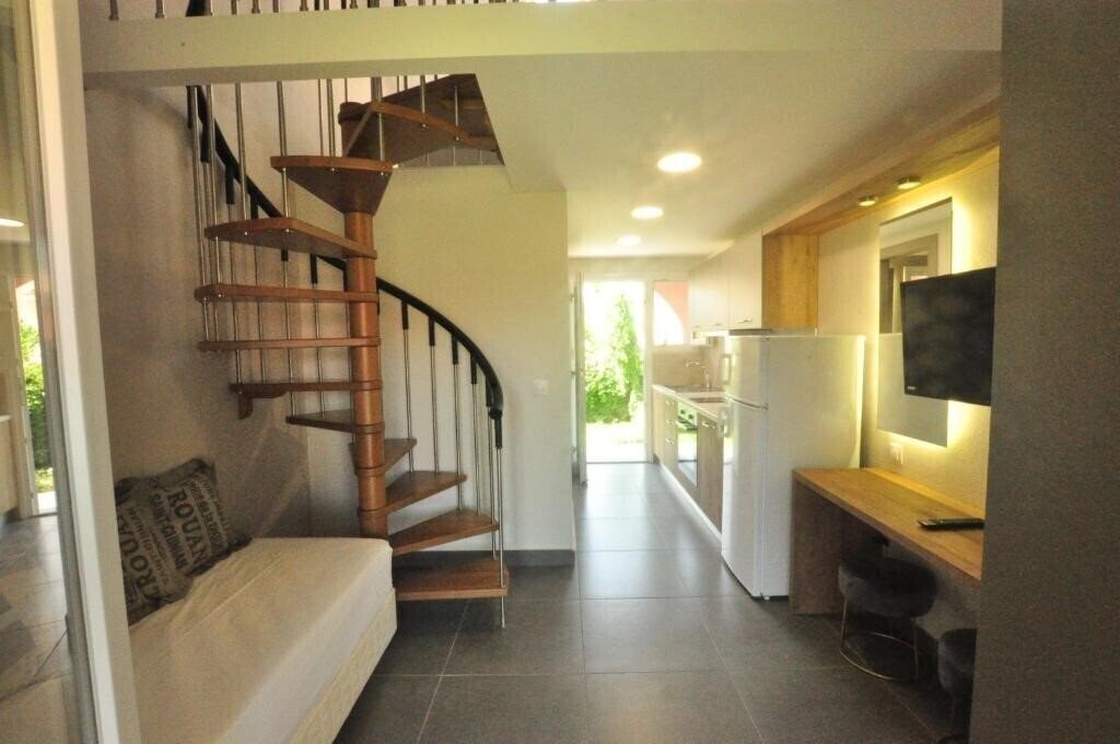 Фотографія Tassos Apartments & Pool 2*