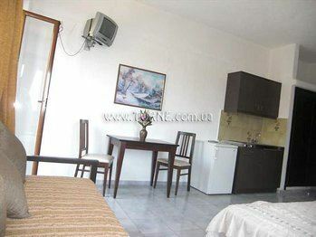 Панорама South Coast Hotel Apartments 3*