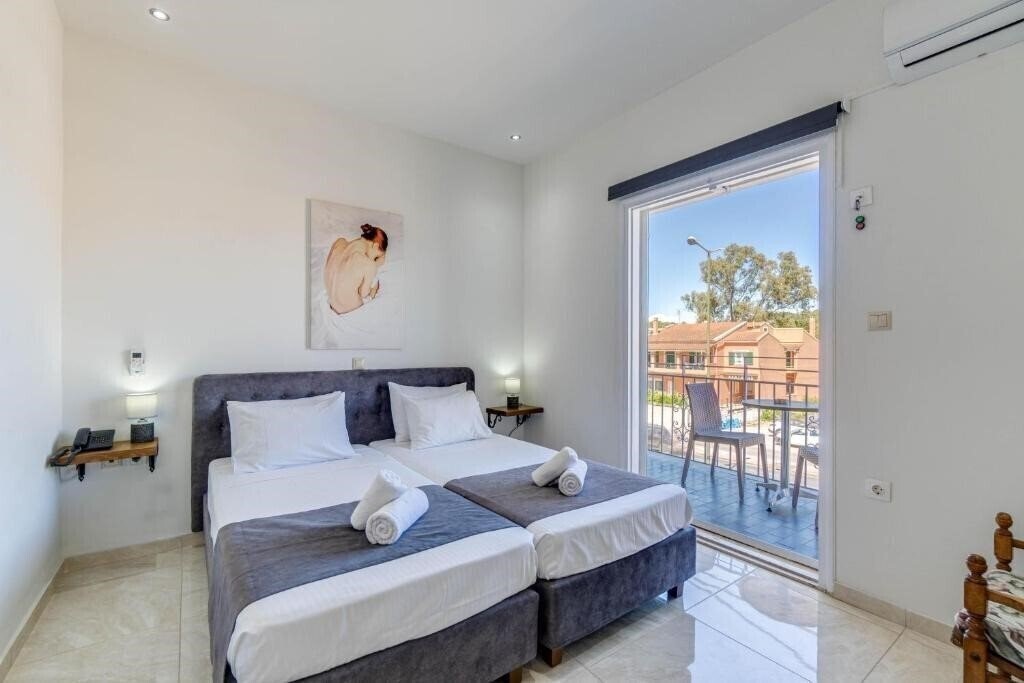 Апартаменти Angela Apartments 3*