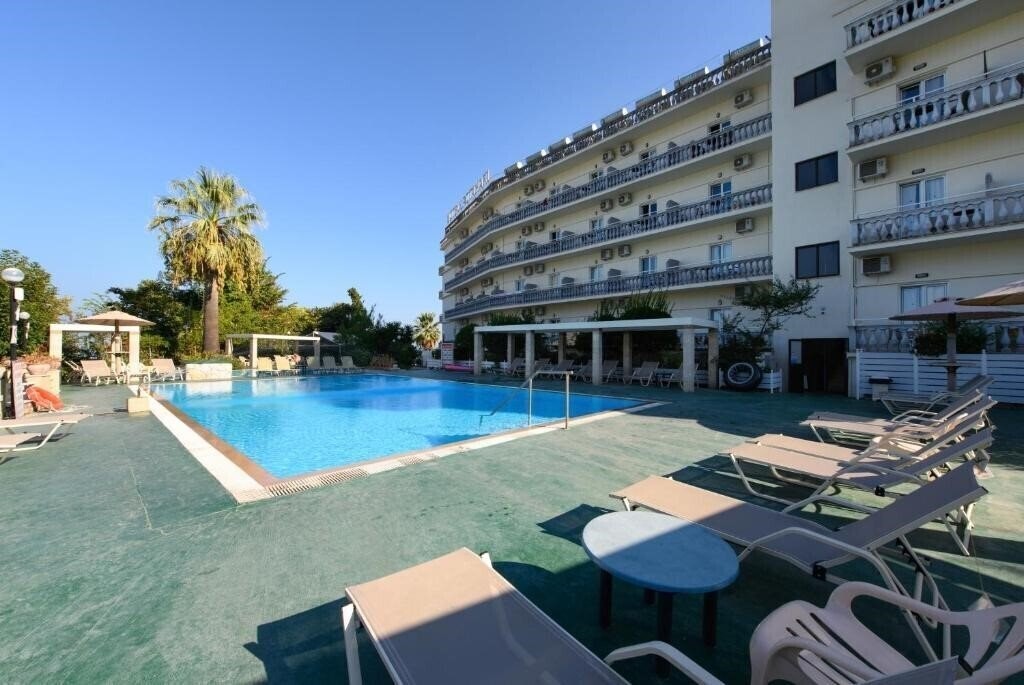 Фото Potamaki Beach Hotel 3*