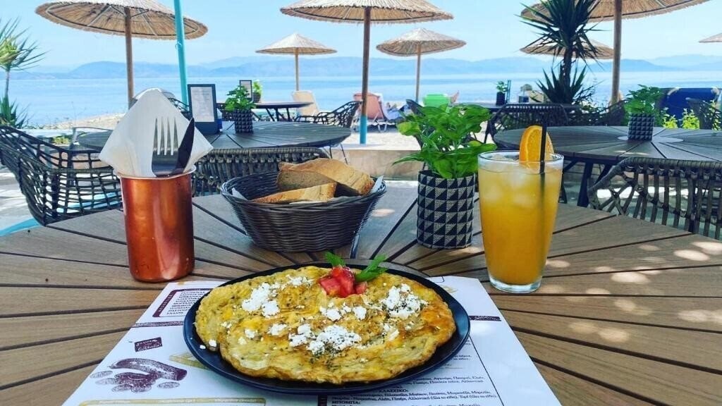 Панорама Avra Budget Beach Hotel 1*