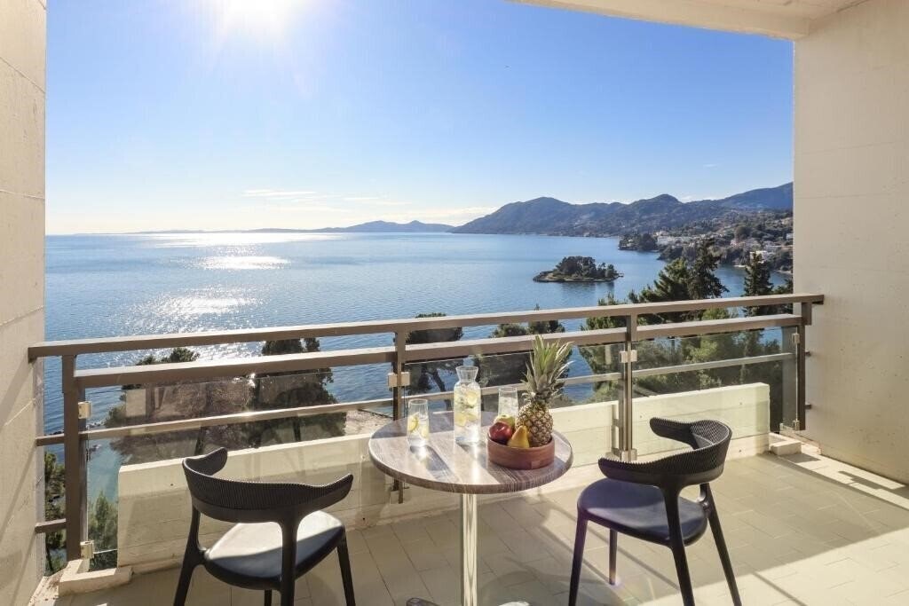 Изображение Corfu Holiday Palace 5*