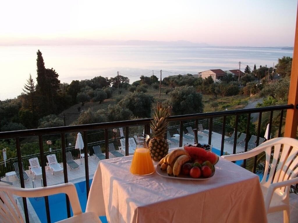 Вид Aronis Apartments апартаменты