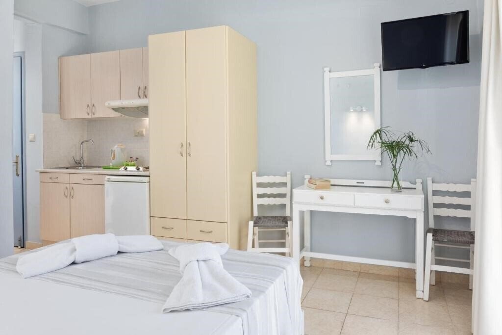 Территория Bella Vista Beach Hotel 2*