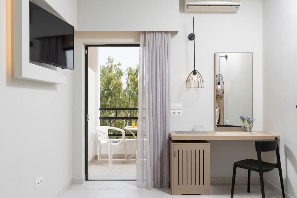 Вид Paradise Hotel Corfu 3*