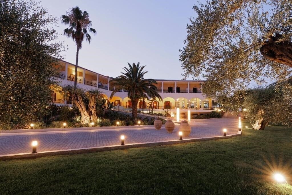 Панорама Paradise Hotel Corfu 3*