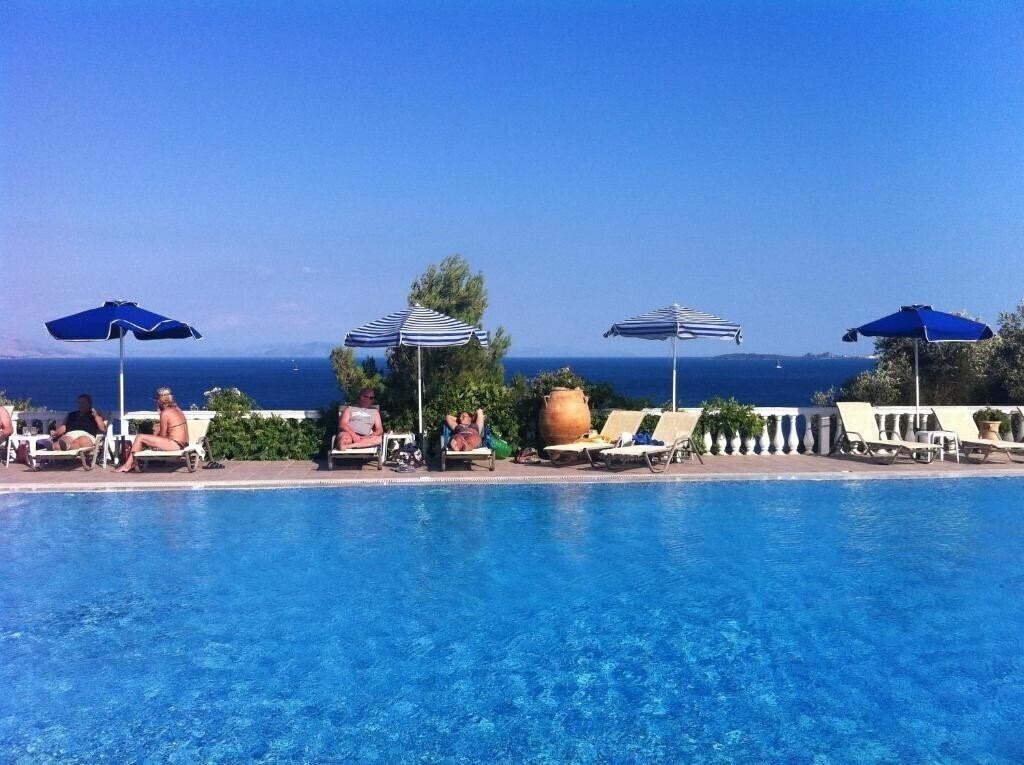 Панорама Nautilus Barbati 3*