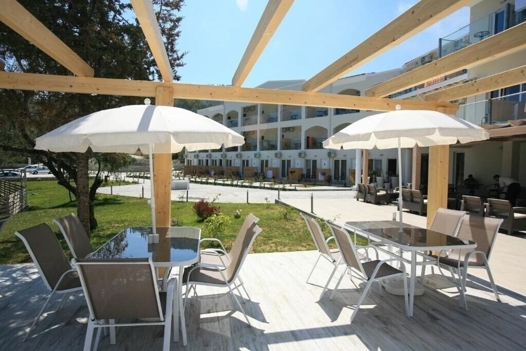 Вид Saint George Palace Hotel 4*