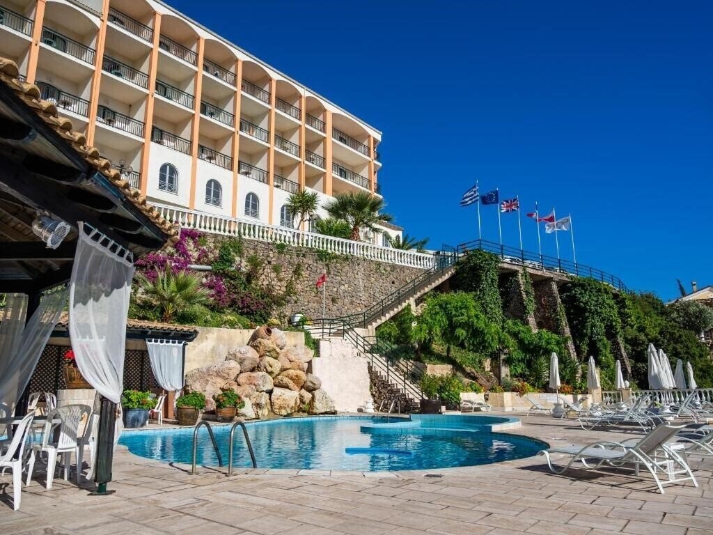 Территория Cnic Paleo Art Nouveau Hotel 4*