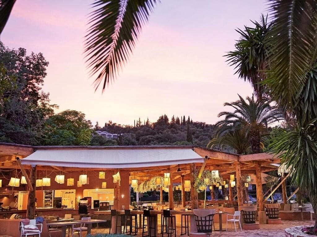 Фотография Grecotel Luxme Daphnila Bay 4*