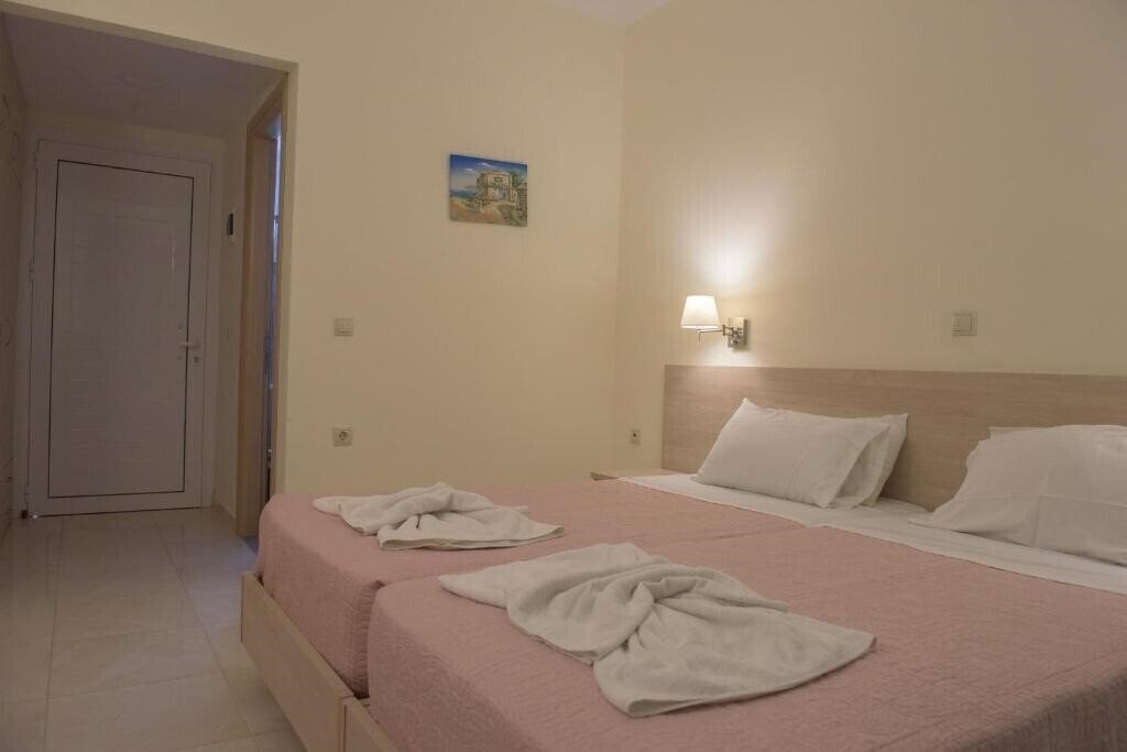 Территория Alkyon Hotel Pagi 2*