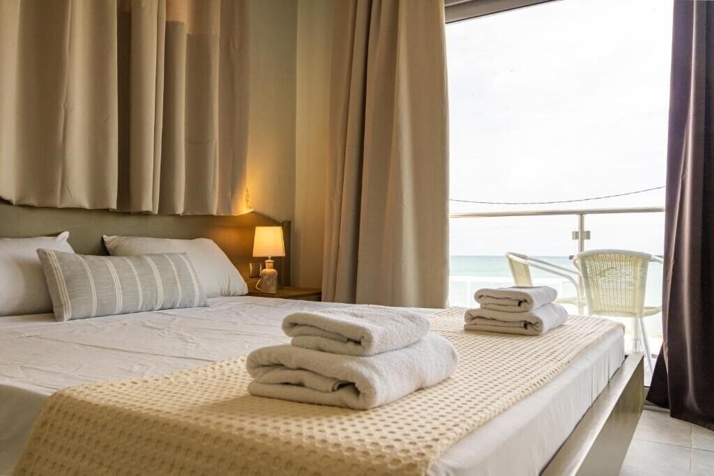 Вид Sunrose Beach Aparthotel 3*