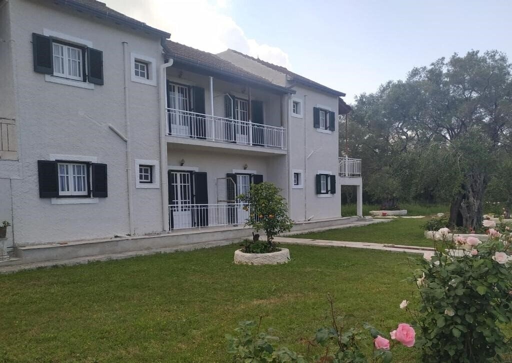 Апартаменти Alykes Family Resort 3*