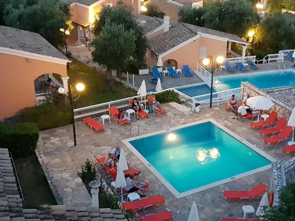 Готель Michelangelo Resort 3*