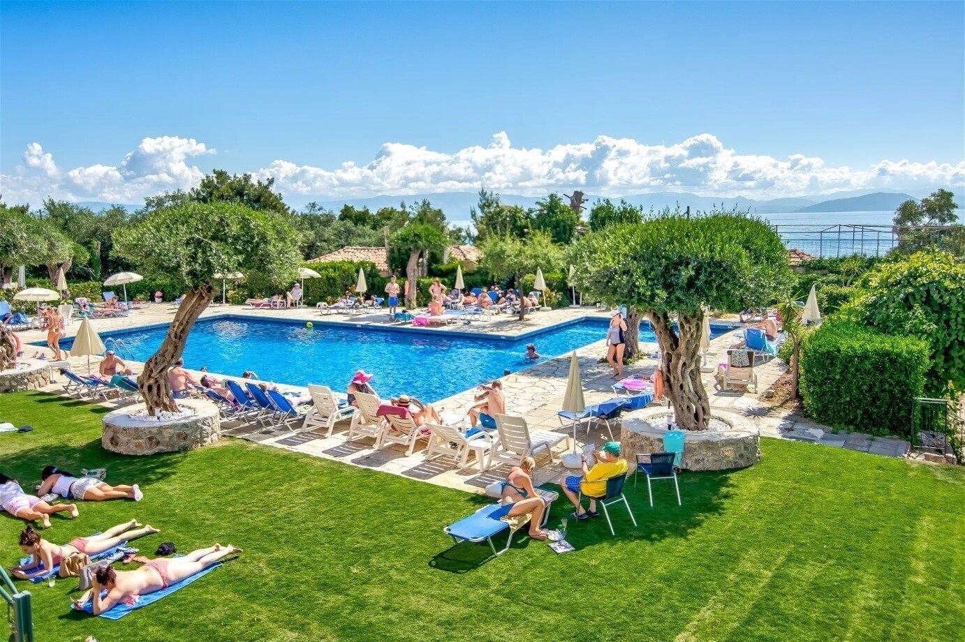 Вид Golden Alexandros Hotel 4*