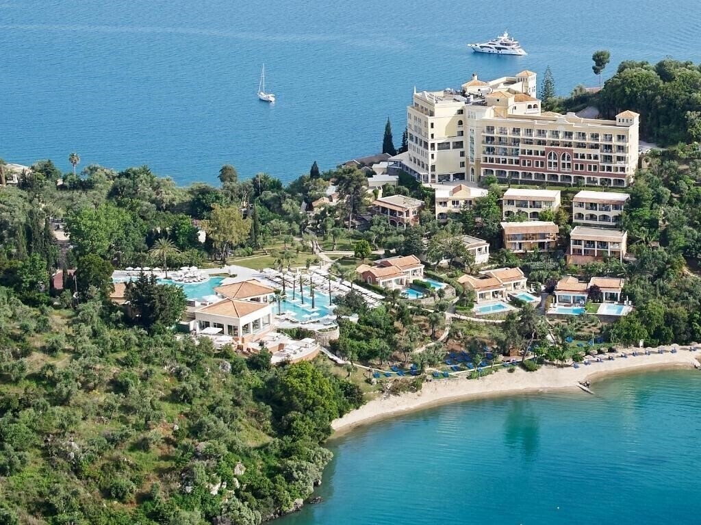 Вид Grecotel Eva Palace 5*