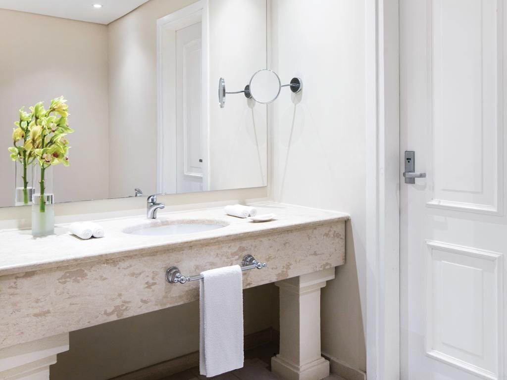 Панорама Grecotel Eva Palace 5*