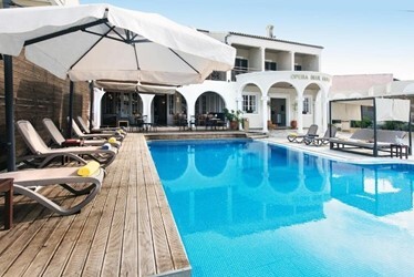 Отель Portes Beach 4*