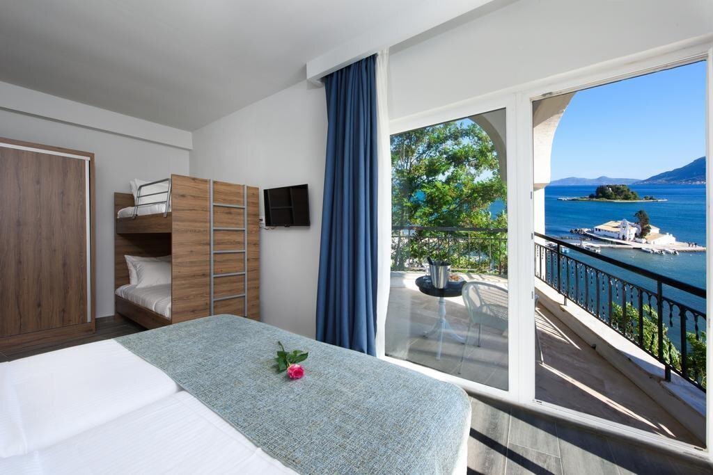 Апартаменты Royal Boutique Hotel 3*