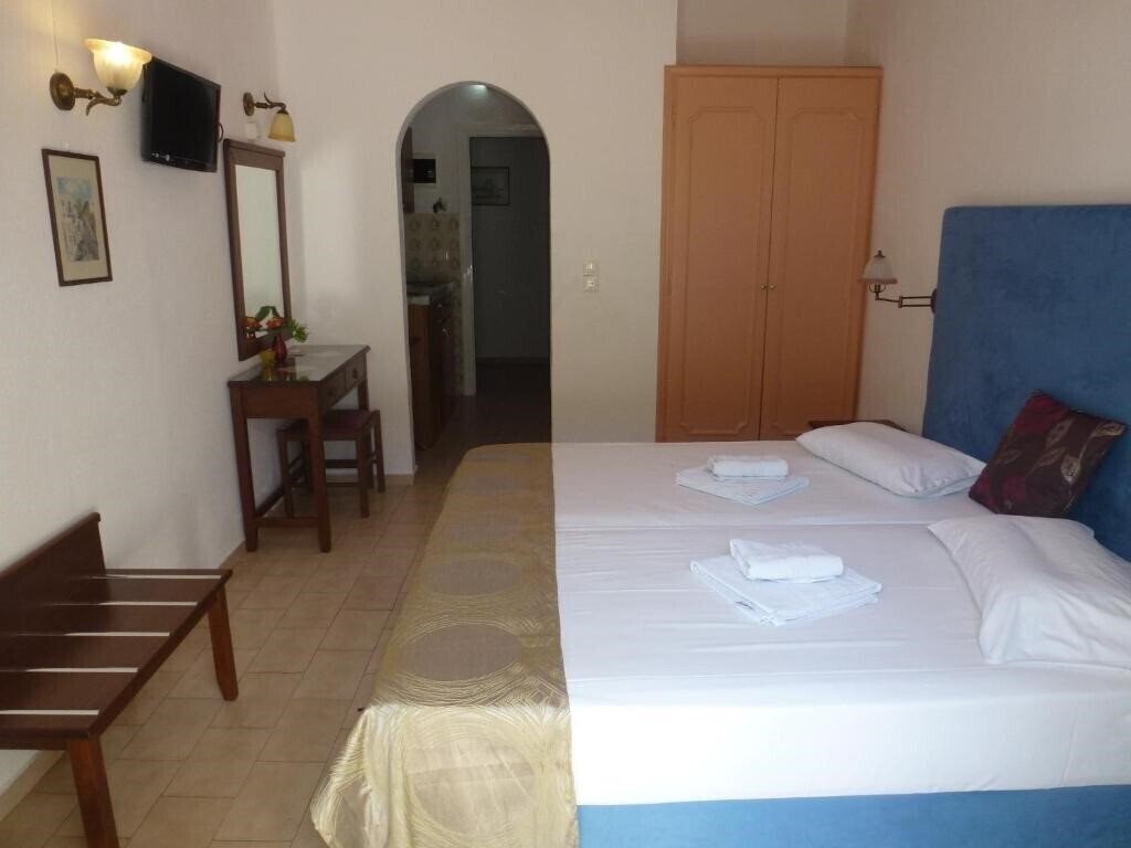 Вид Galini Studios Corfu апартаменты