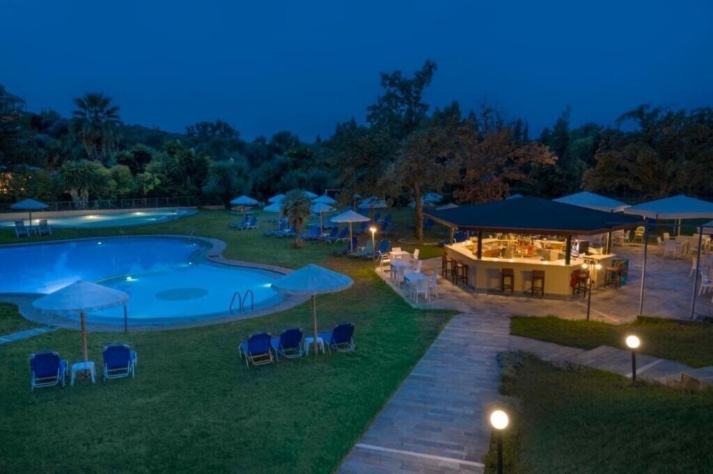 Панорама Century Resort 4*
