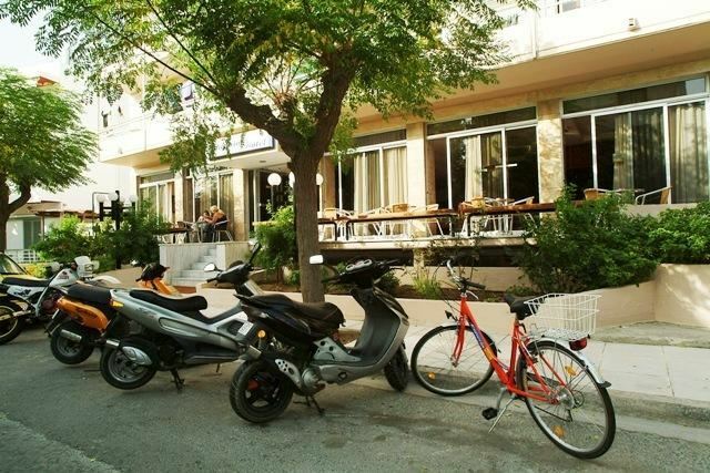 Панорама Theonia Hotel 2*