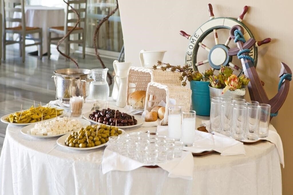 Апартаменти Sol Kipriotis Village 4*