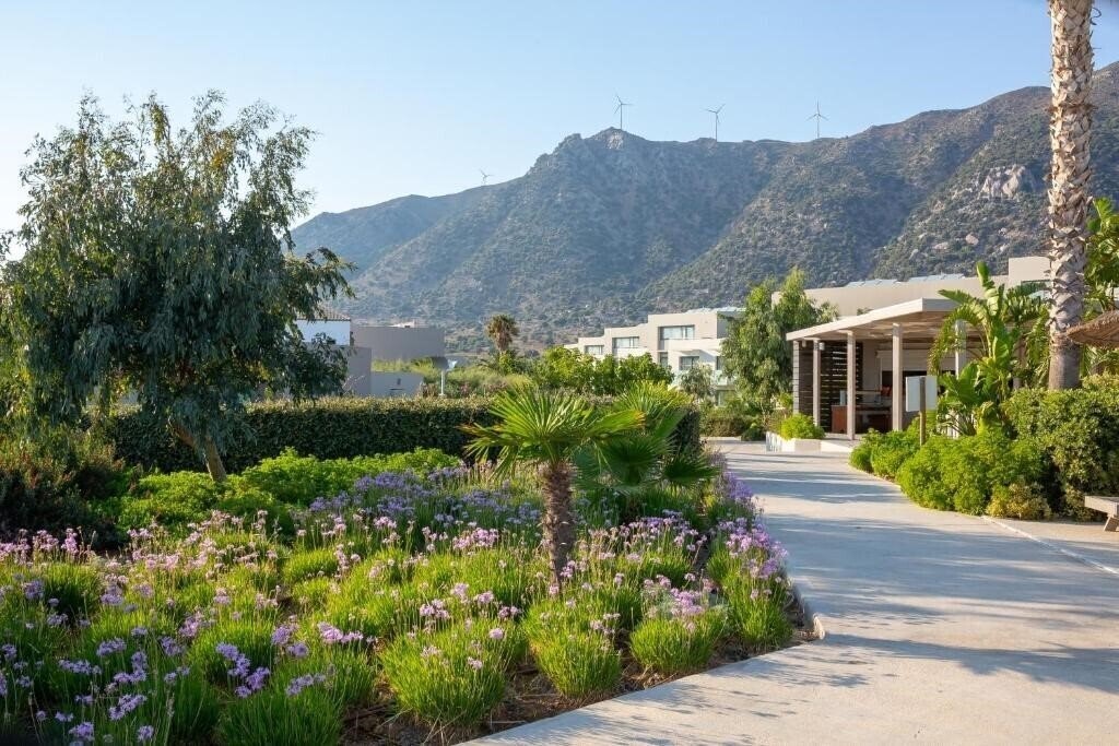 Панорама Akti Palace 5*