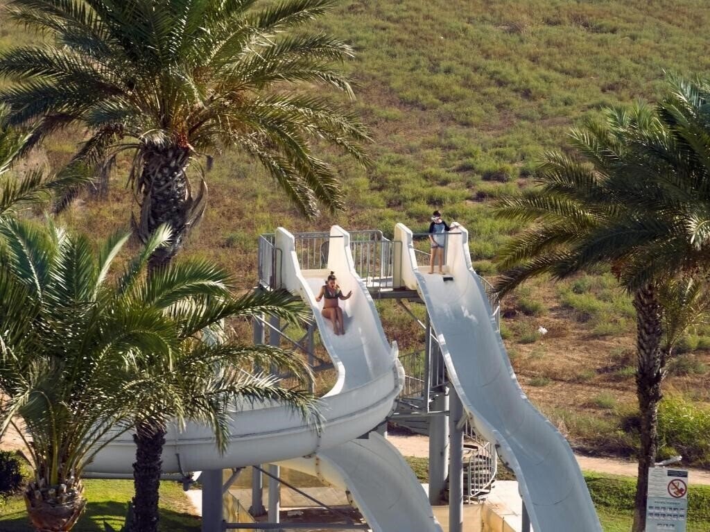 Территория Grecotel Casa Paradiso 4*