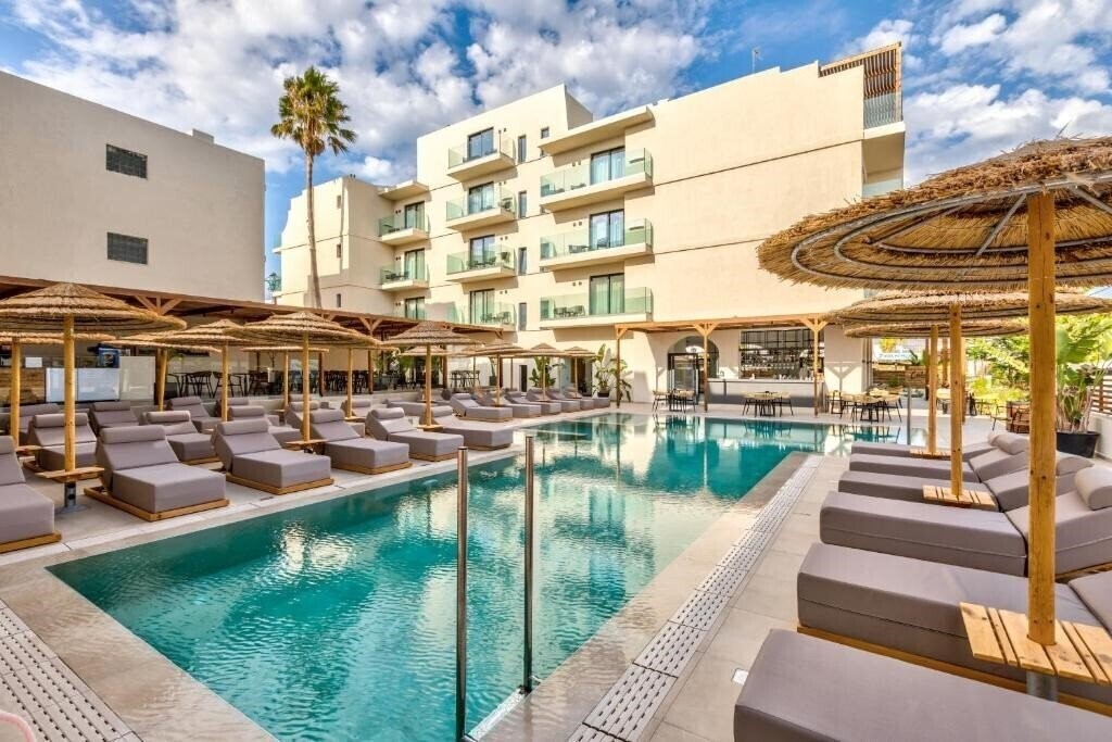 Готель Cabana Blu Hotel & Suites (ex. Cabana Beach) 5*