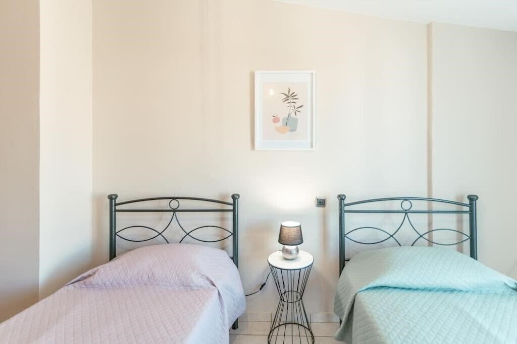 Вид Rena's Center House отель без категории