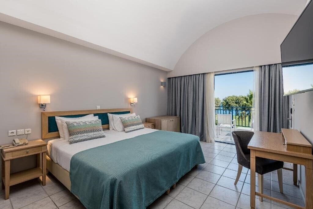 Вид Atlantica Beach Resort Kos 5*