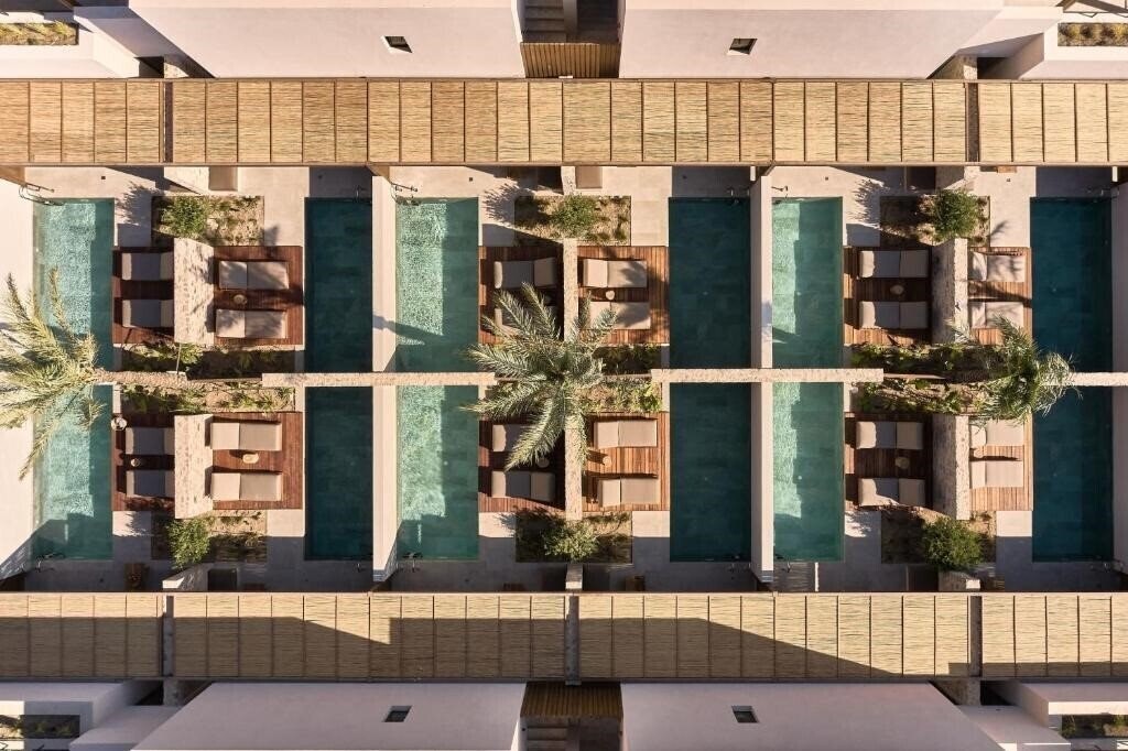 Панорама Theros All Suite 5*