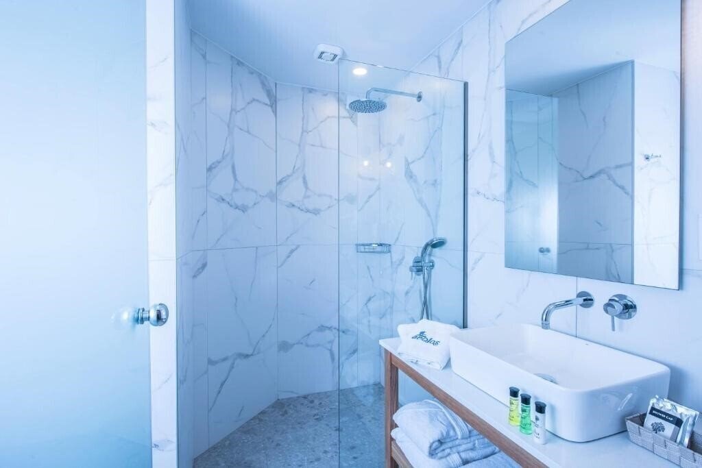 Территория The Aeolos Beach Hotel 4*