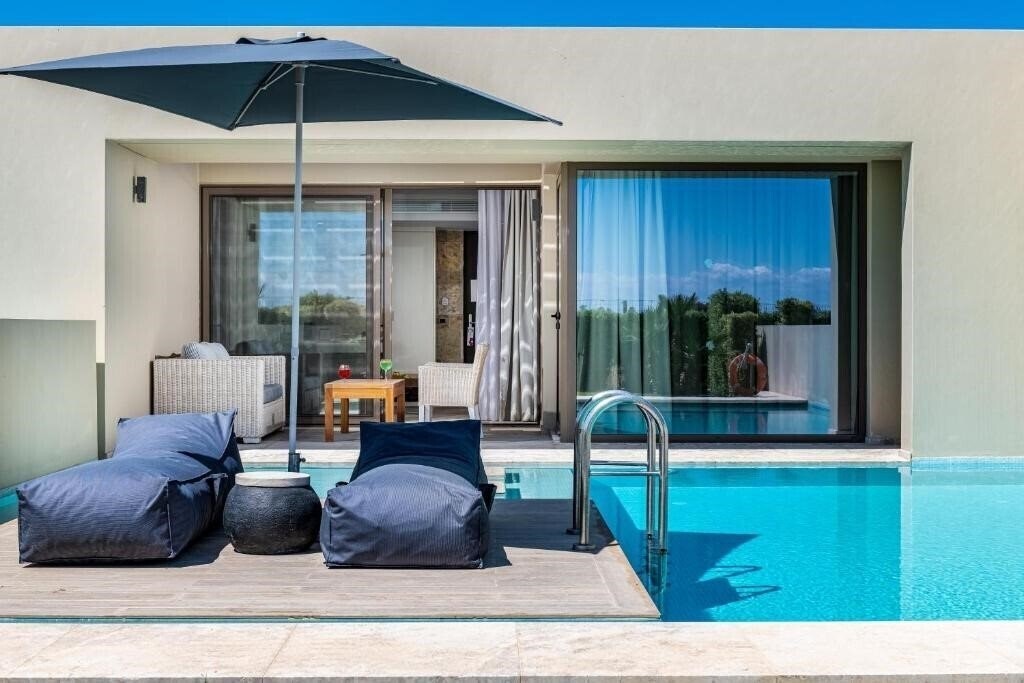 Апартаменти Astir Odysseus 5*