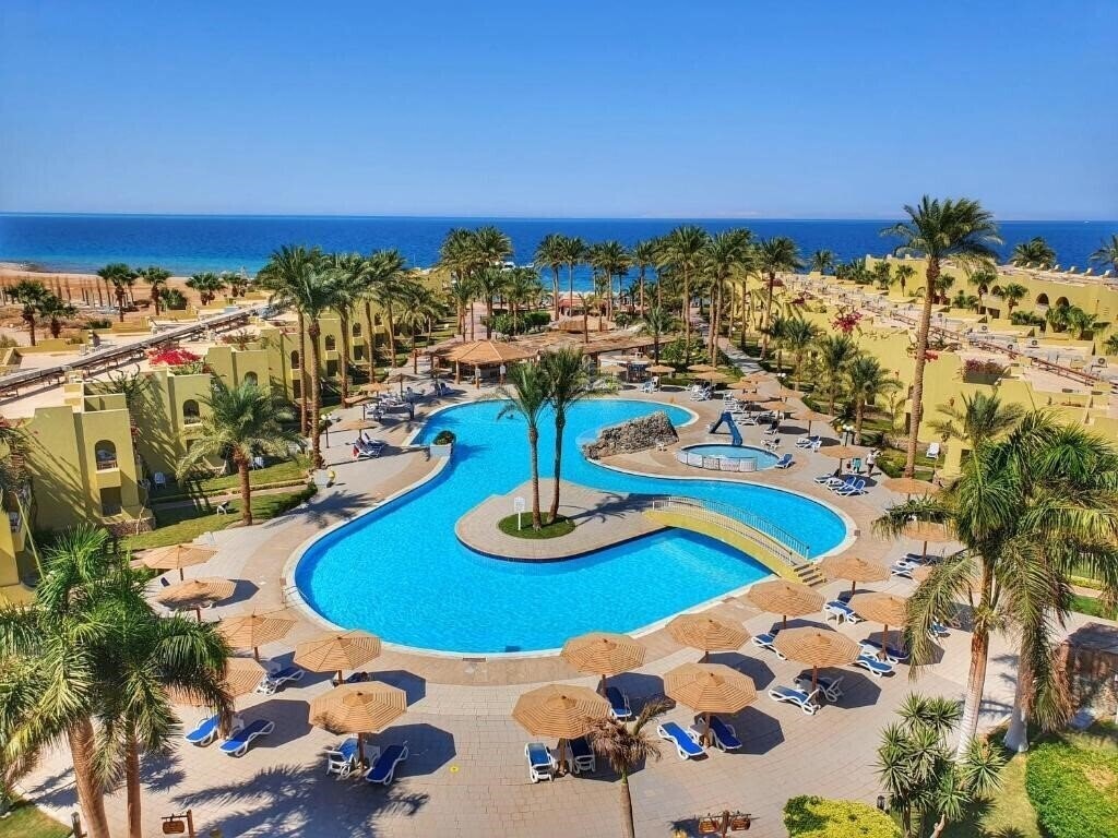 Готель Palm Beach 3*