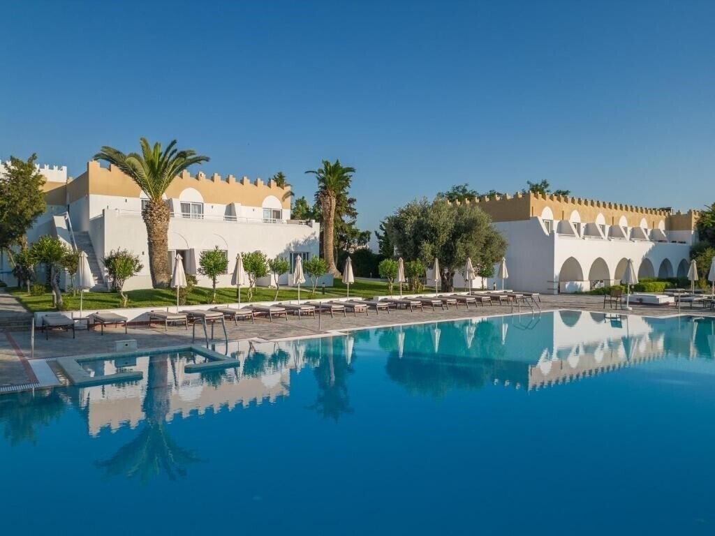 Апартаменти Platanista Hotel 4*